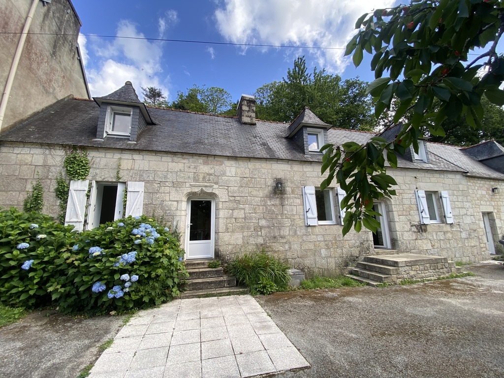 À louer – Libre immédiatement – Quimper Proche Quartier Moulin Vert , Charmante longère en Pierre !