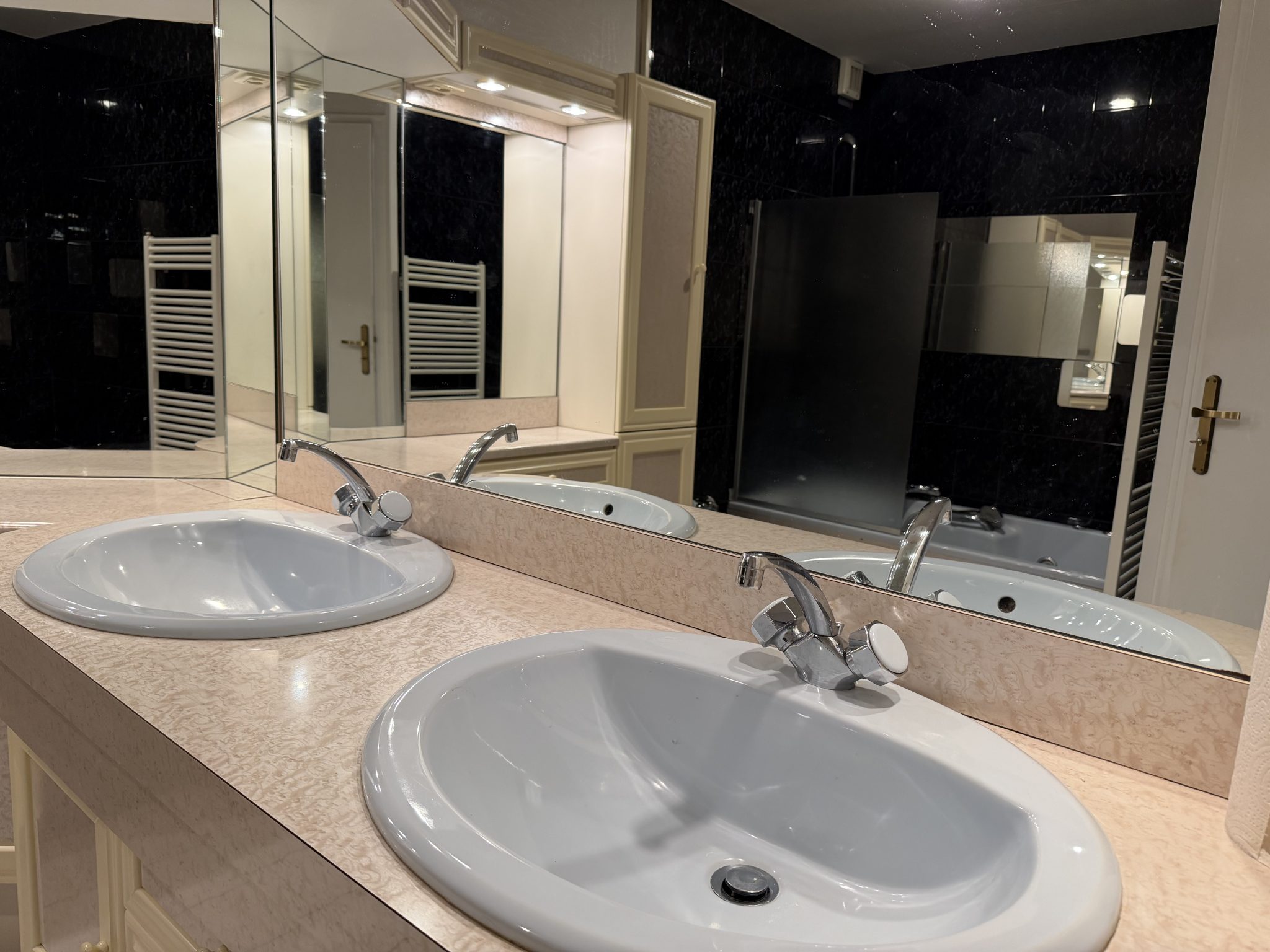 Quimper en Plein Centre ville, Vaste Appartement T3 de 92m² avec Vue Dégagée