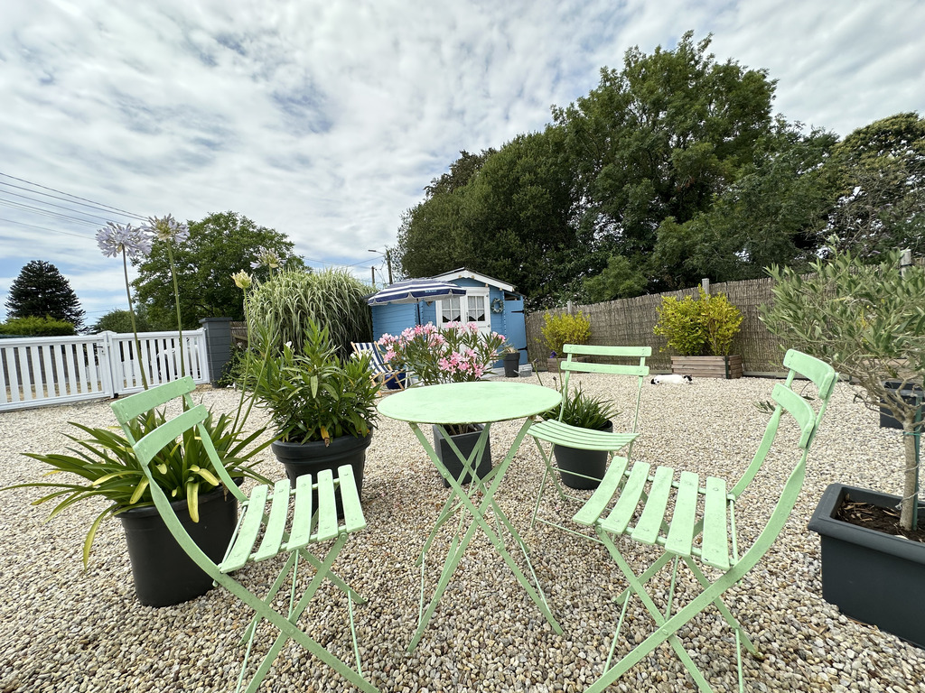 Quimperlé, Maison Contemporaine de 110m2 avec Jardin. Proches Commerces & Ecoles ! A SAISIR !