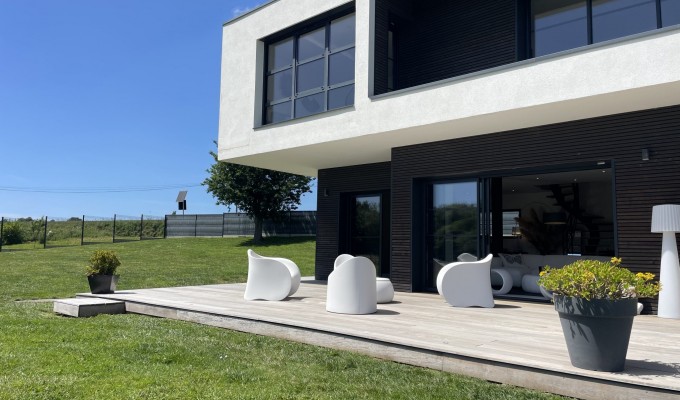 Entre Terre & Mer Plomodiern – Villa Haut de Gamme de 2021 sur Un Hectare de Terrain
