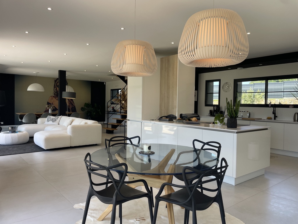 Entre Terre & Mer Plomodiern – Villa Haut de Gamme de 2021 sur Un Hectare de Terrain