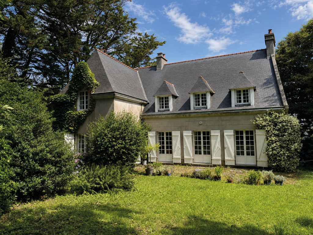 Douarnenez – L’Intemporelle Maison Bourgeoise Vue Mer & Jardin Intimiste à Deux Pas du Ris