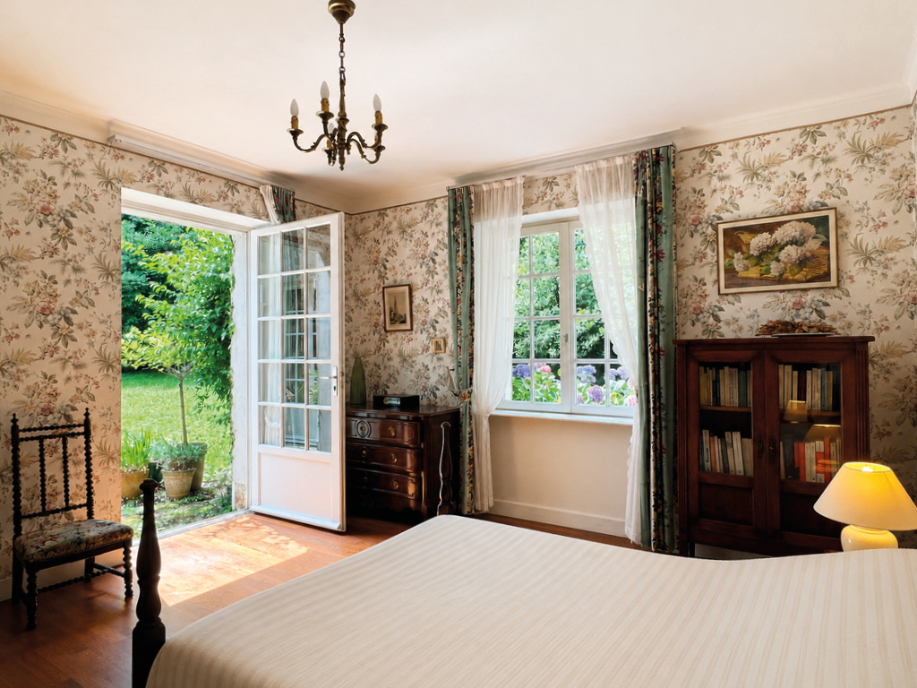 Douarnenez – L’Intemporelle Maison Bourgeoise Vue Mer & Jardin Intimiste à Deux Pas du Ris