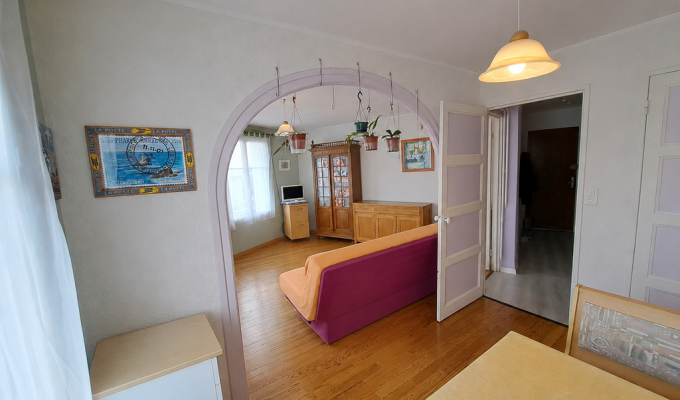 Quimper, Appartement en Viager Occupé – Homme de 79 ans – Bouquet 77 900 € – Pas de Rente