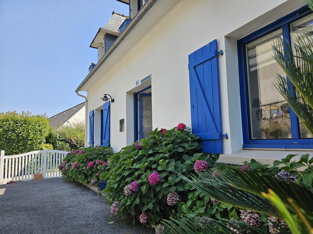 Exclusivité Agence ! PONT-AVEN, Au Coeur de la Cité des Peintres, Maison au Calme avec Parkings