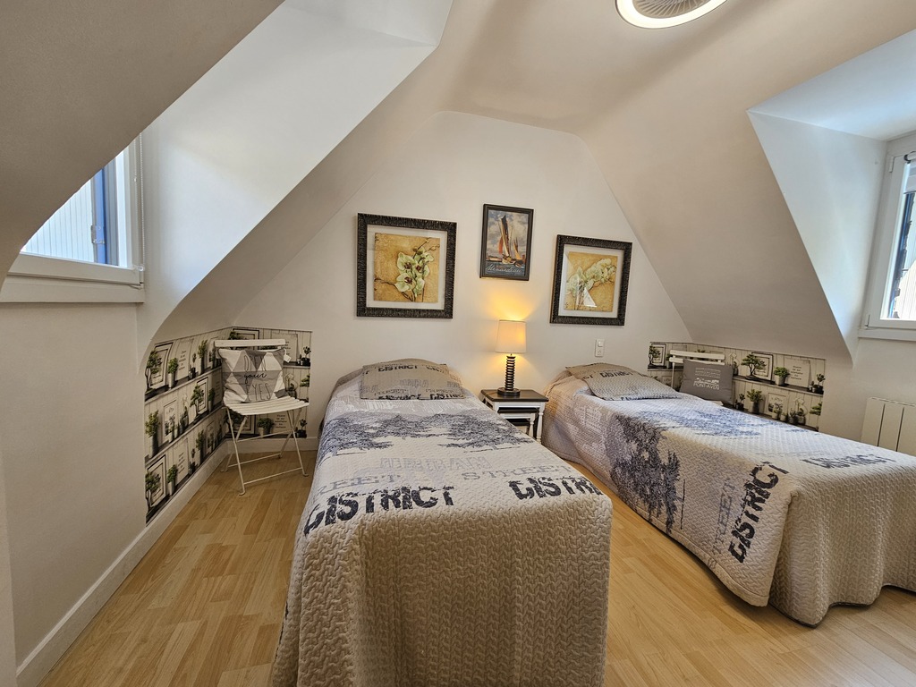 Exclusivité Agence ! PONT-AVEN, Au Coeur de la Cité des Peintres, Maison au Calme avec Parkings