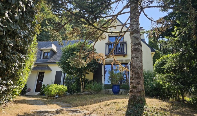 PONT-AVEN, Au Coeur de la Cité des Peintres, Maison Familiale de 185 m² avec Parkings