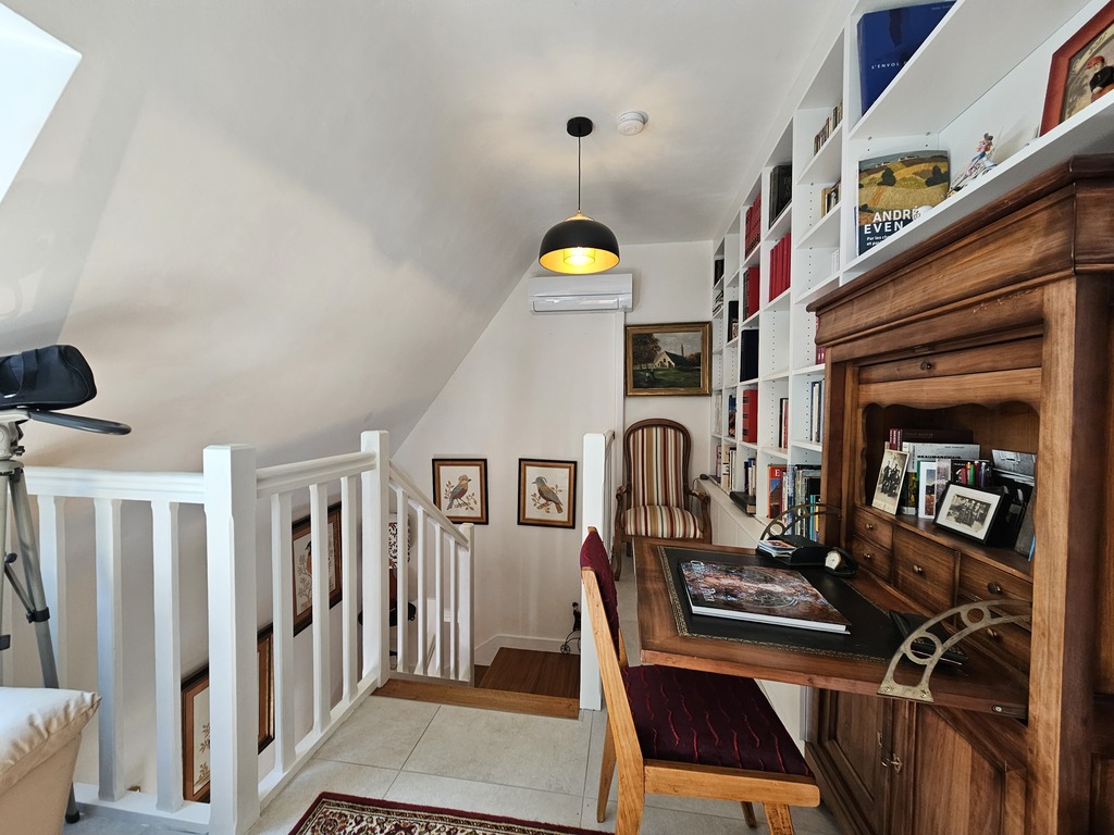 PONT-AVEN, Au Coeur de la Cité des Peintres, Maison Familiale de 185 m² avec Parkings