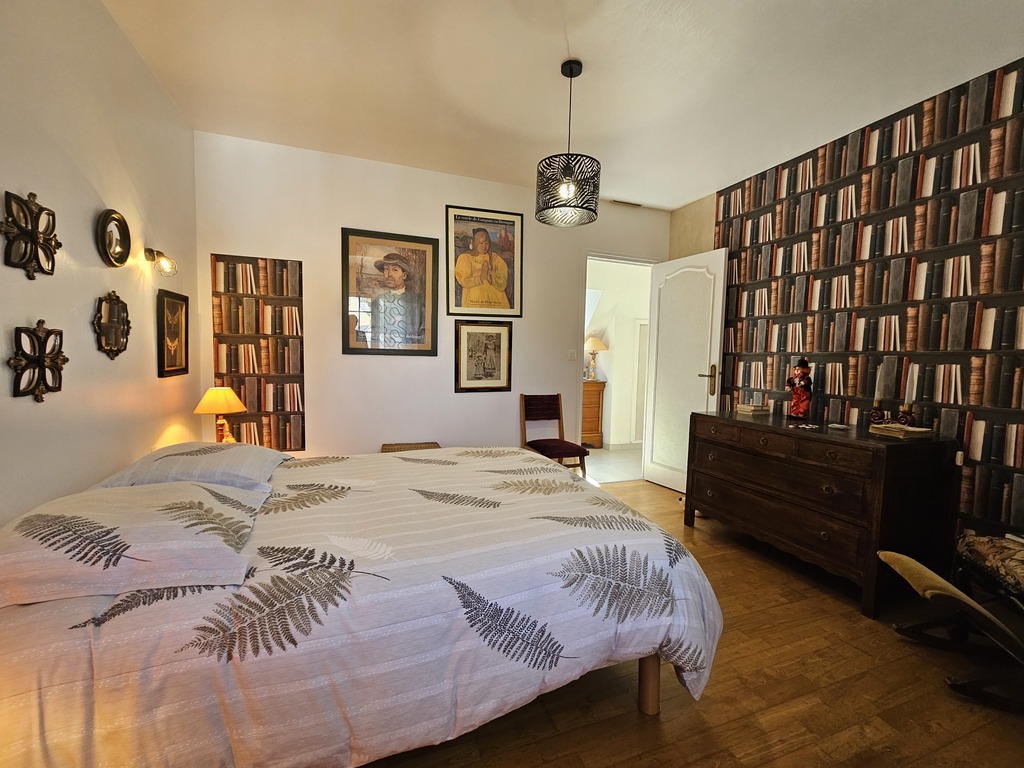 PONT-AVEN, Au Coeur de la Cité des Peintres, Maison Familiale de 185 m² avec Parkings