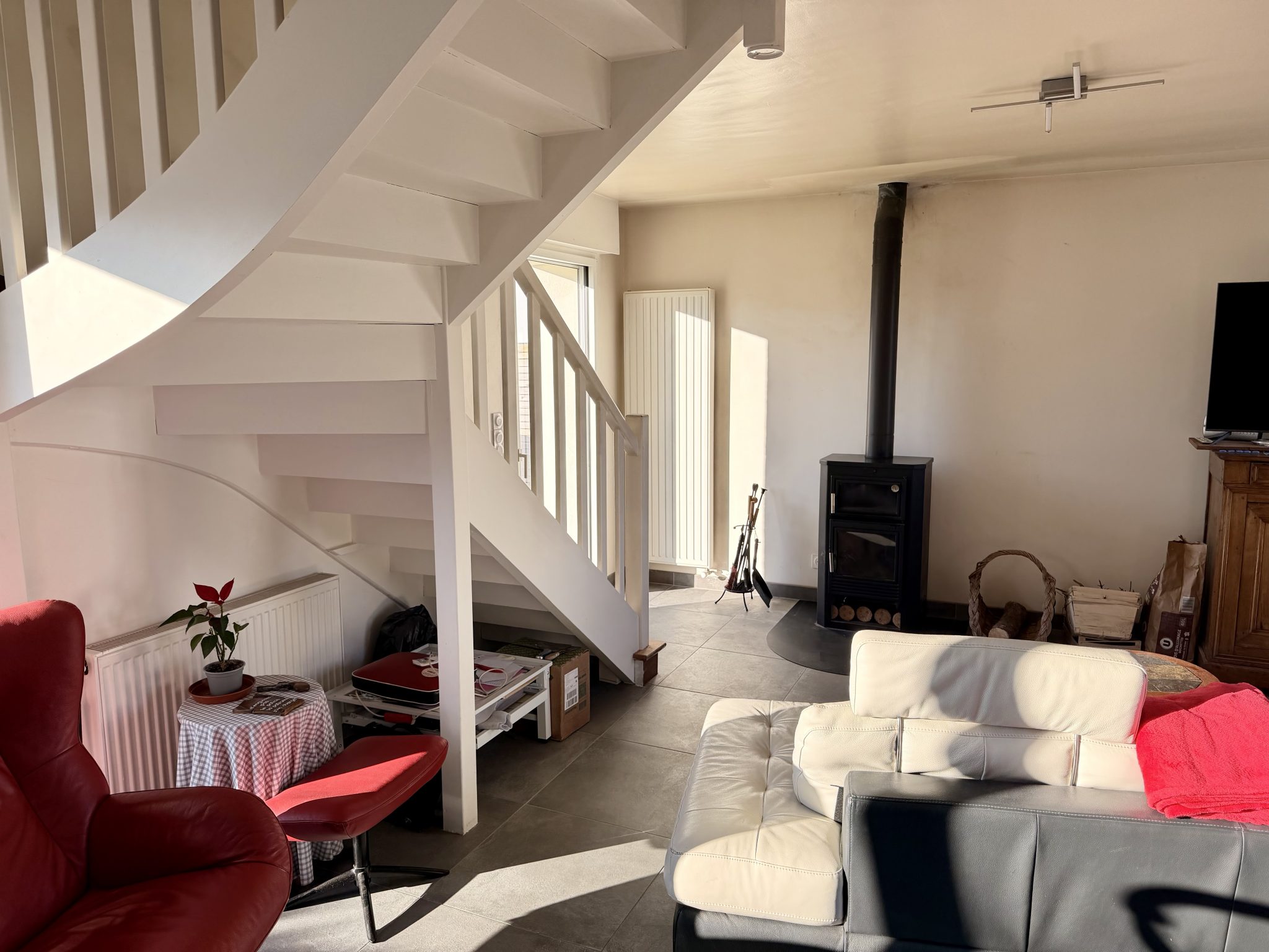La Rare & Rénovée Maison à Double Indépendance de 110m² à Port-Haliguen Sur Son Terrain Clos de 388m²