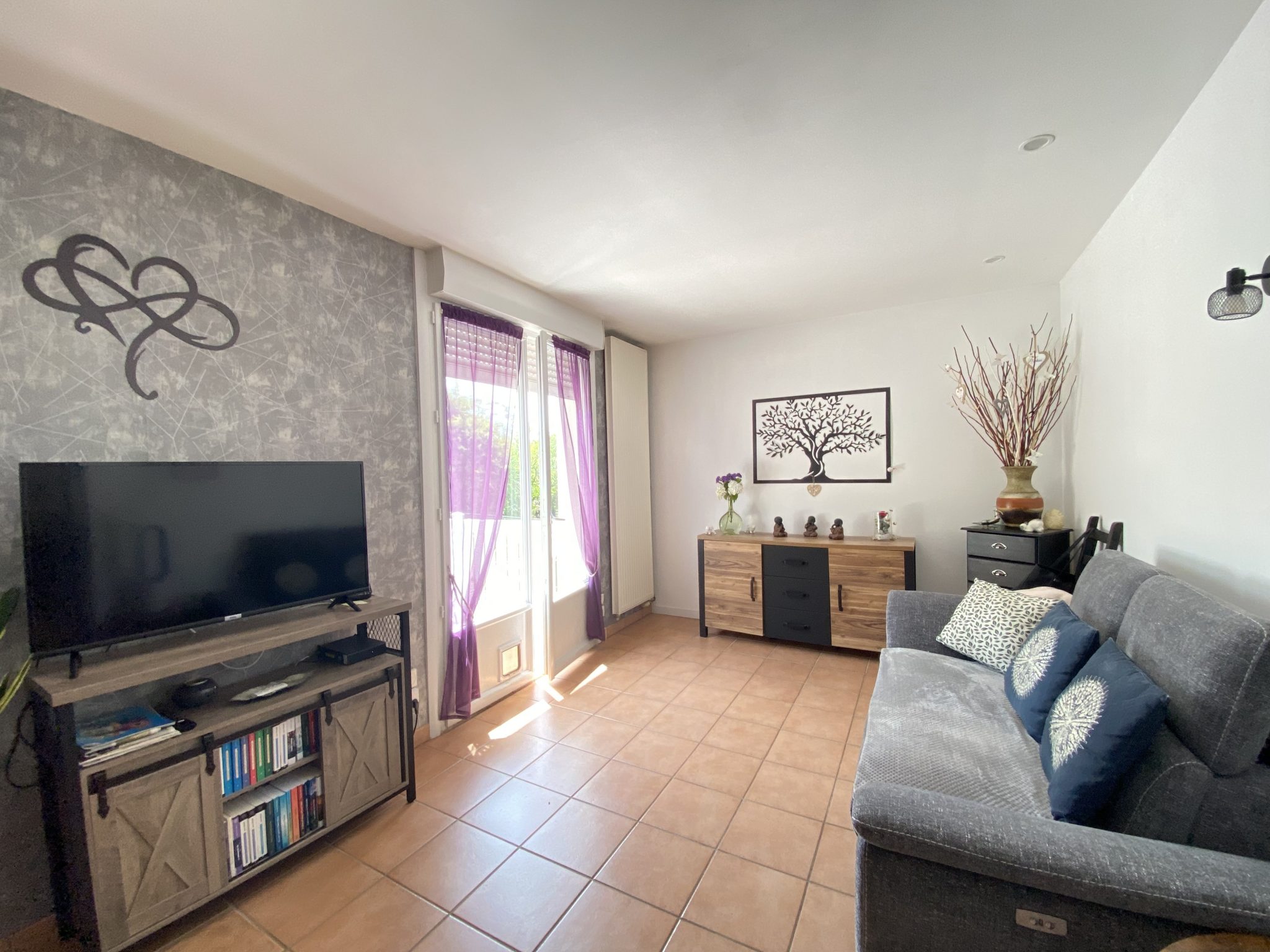 Rosporden- Vie de Plain-Pied & Environnement Privilégié Pour Cette Chaleureuse Traditionnelle de 91 m² Sur Son Terrain Clos de 750m²