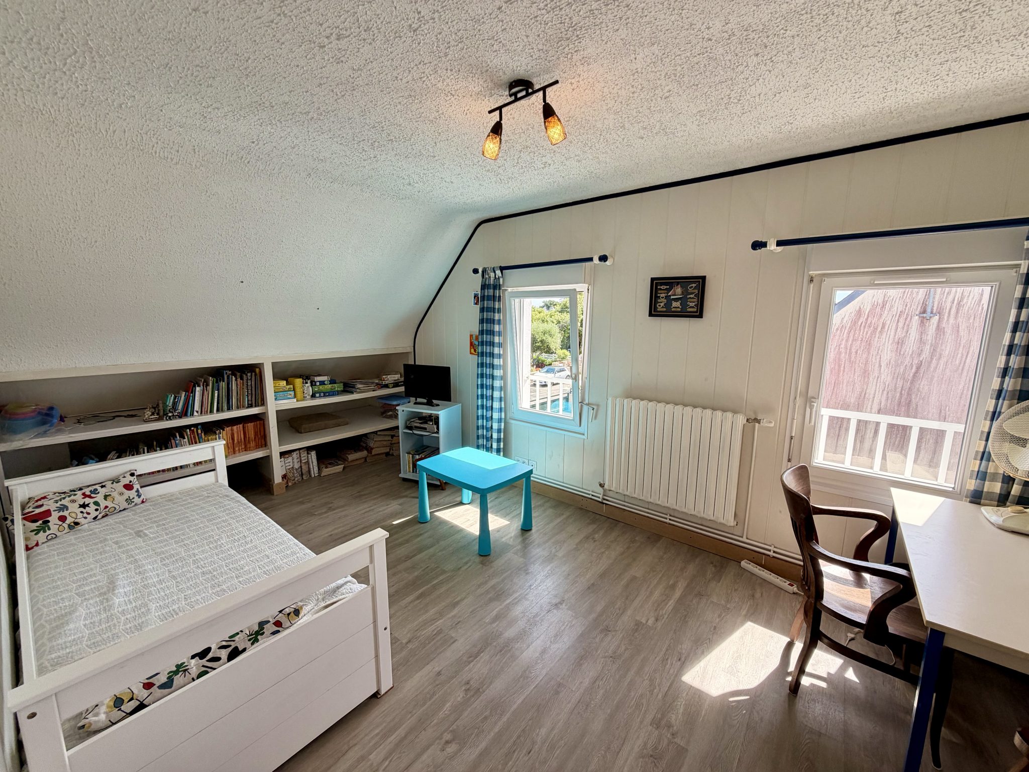 La Lumineuse & Soignée Traditionnelle de 150m² Dans Environnement Privilégié Sur Son Terrain Clos de 530m²