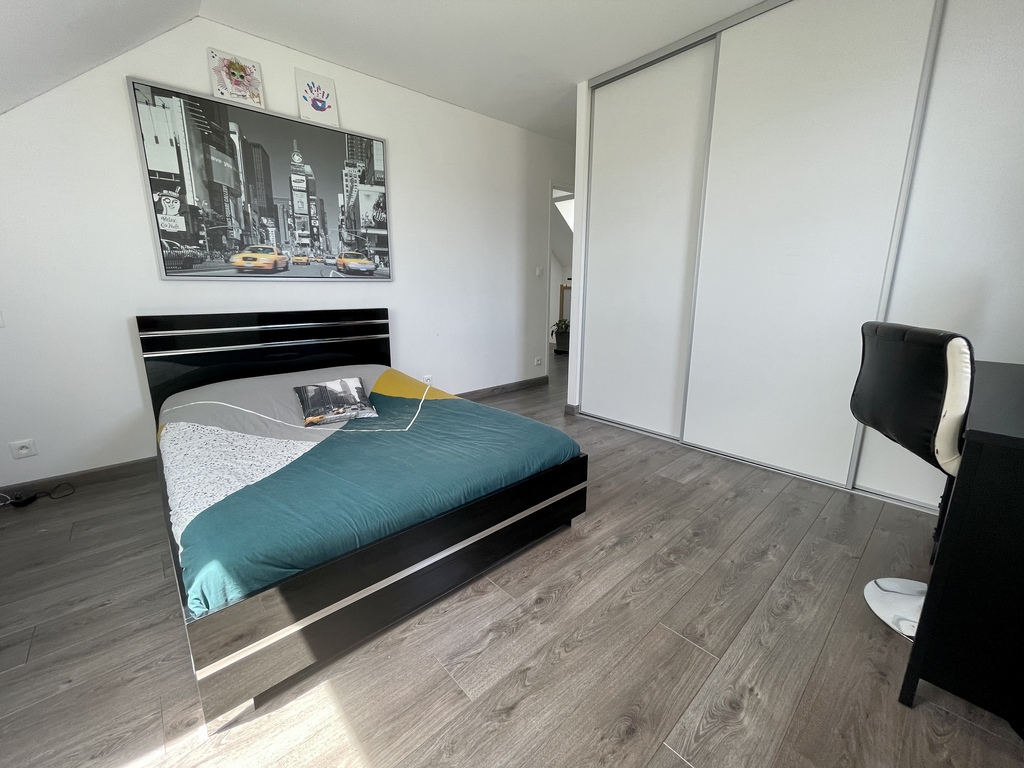 Saint Armel. Emplacement Recherché Pour Cette Impeccable & Généreuse Contemporaine de 157m² Sur Terrain Clos