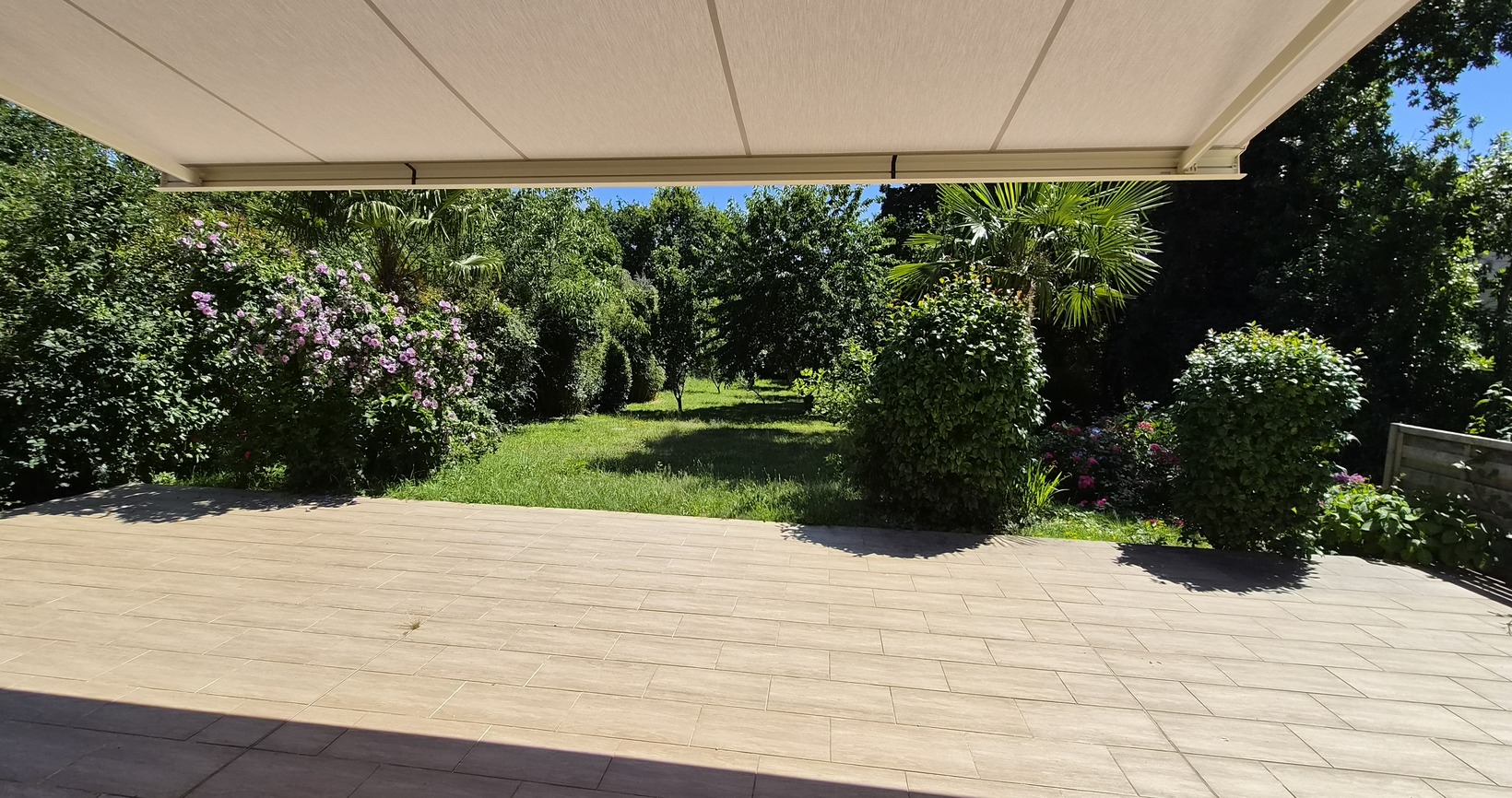 Exclusivité Agence – Fouesnant – Entre le Bourg & les Plages, Jolie Maison Contemporaine avec vie de Plain Pied sur Terrain de 1500 m²