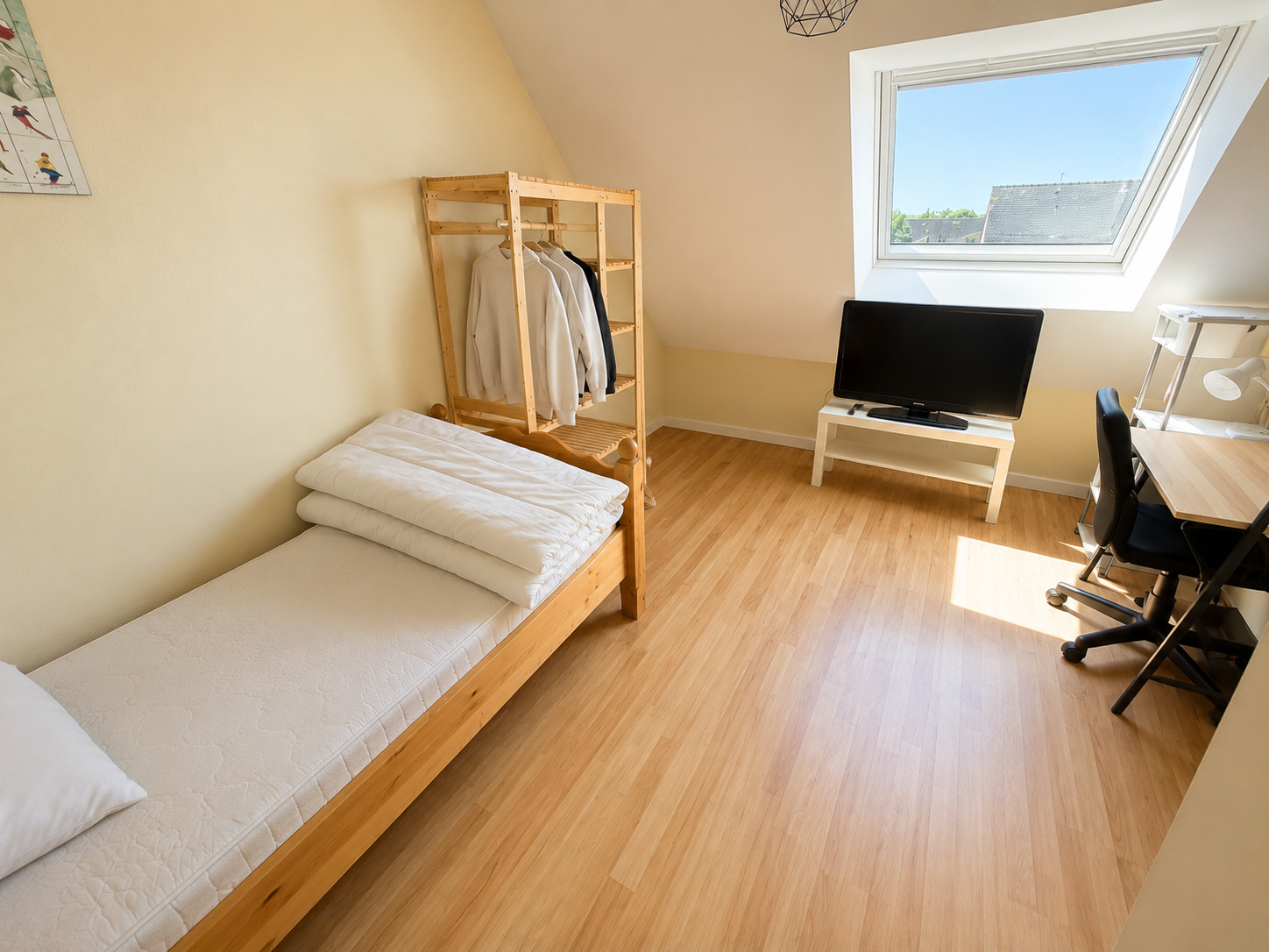 Kerfeunteun, Spécial  Investisseur ,Impeccable Duplex T1 bis  (36 m²) avec Terrasse & Parking