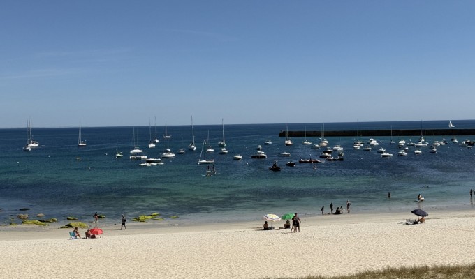 Audierne – Emplacement Idéal Vue Mer & Plage à Pied pour ce Terrain Constructible de 810 m²