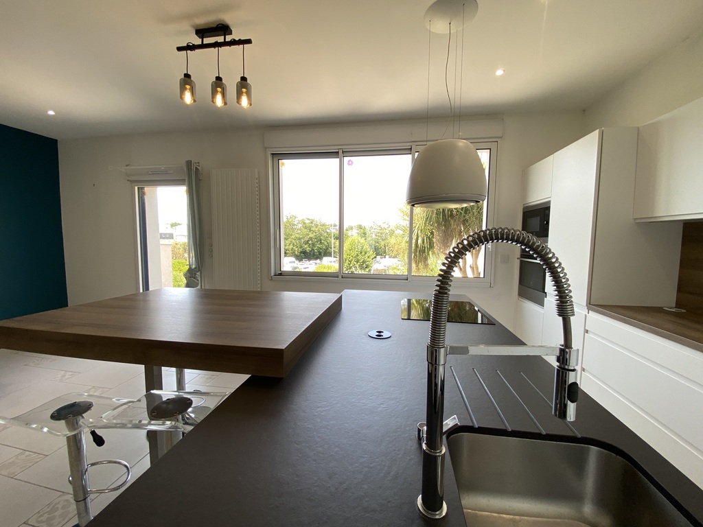 À LOUER – Disponible immédiatement – Maison de ville Familiale de 181 m²- Centre Ville QUIMPER