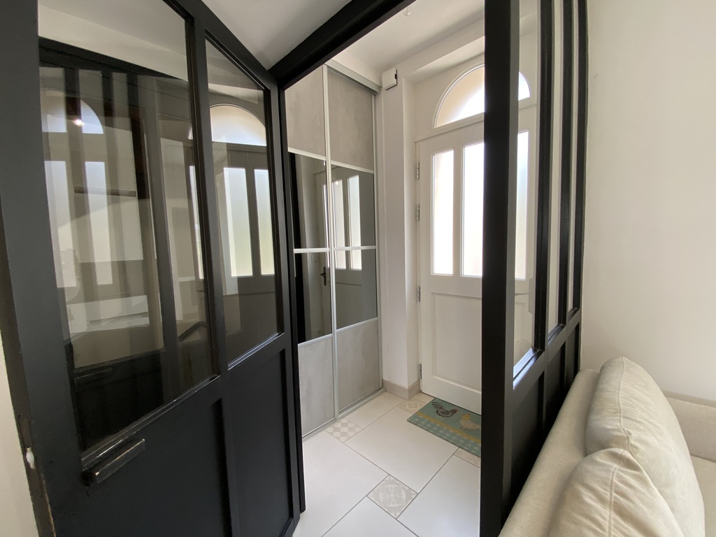 À LOUER – Disponible immédiatement – Maison de ville Familiale de 181 m²- Centre Ville QUIMPER