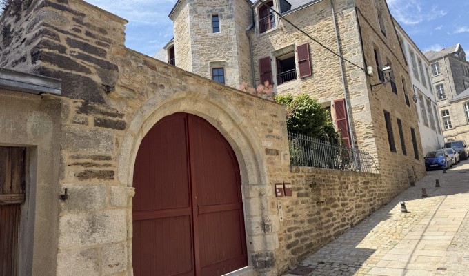 Quimper Centre Historique, L’appartement de 150m² avec Parking