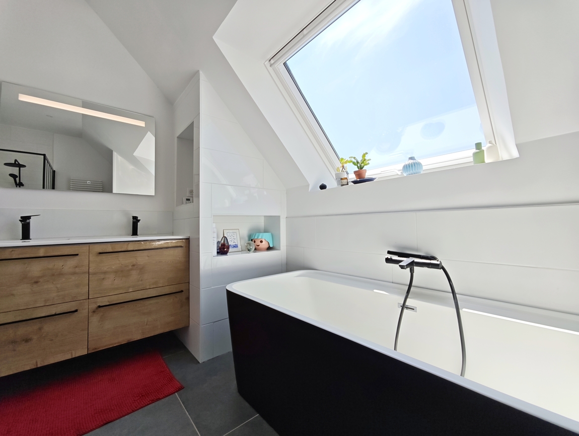 Quimper Sud. Quartier Prisé pour Maison Contemporaine (161 m2) aux Prestations Soignées sur Terrain de 1 000 m2.