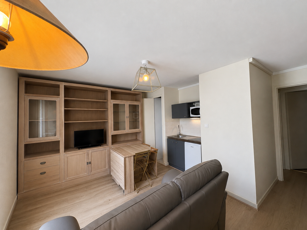 A Louer – Libre Immédiatement – Appartement MEUBLEE – T2 Centre Ville de Quimper  !