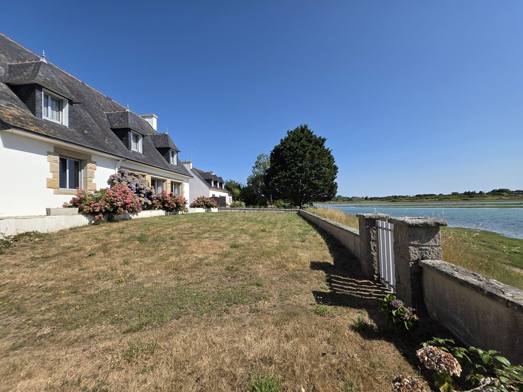 LESCONIL, Vue Panoramique Sur le Ster & Accès Plage, vaste Maison de Famille Avec Jardin