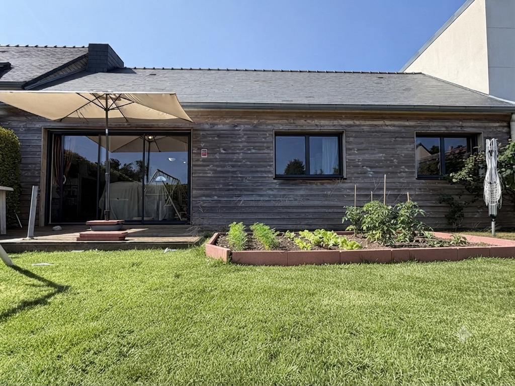 Quimper Kerfeunteun – Coquette Maison de Plain Pied de 2014 avec Jardin. Quartier éco-responsable