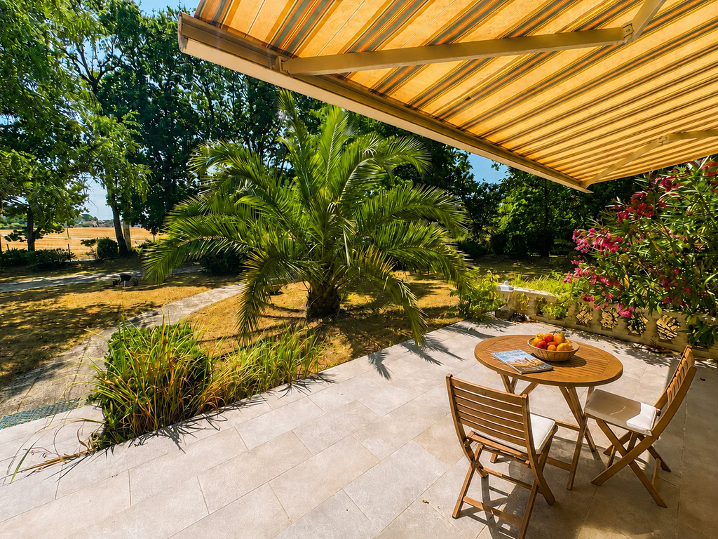 Riantec – Elégante Maison de Caractère de 130m² Au Calme Avec Son Jardin Paysagé