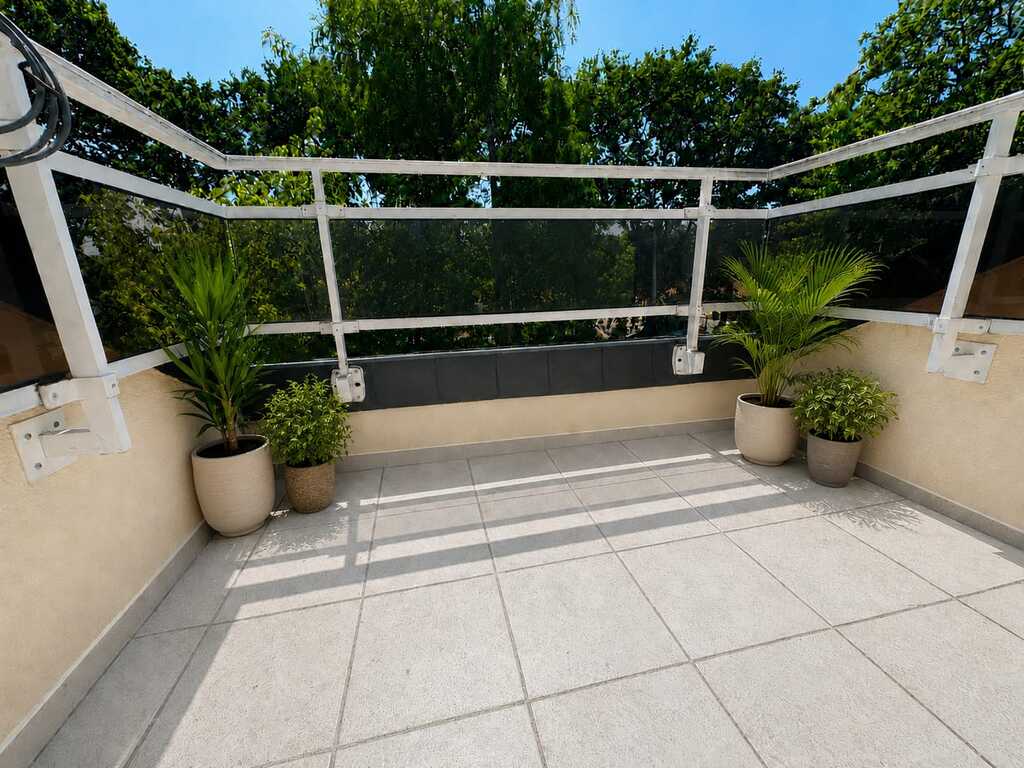 Riantec – Elégante Maison de Caractère de 130m² Au Calme Avec Son Jardin Paysagé