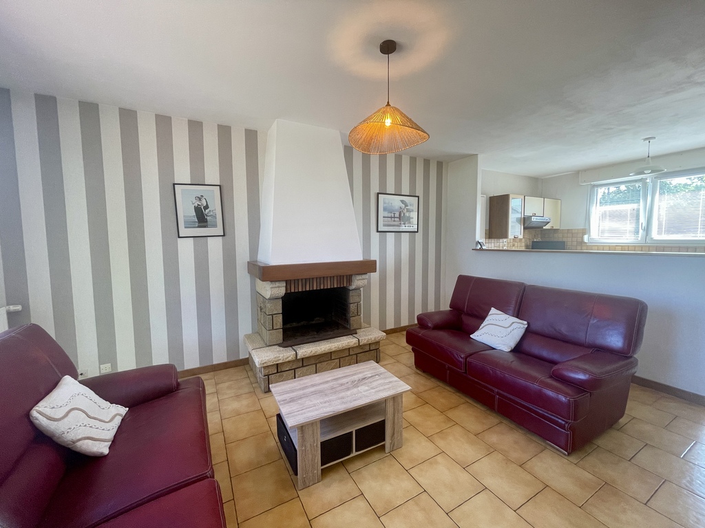 Saint Armel, Agréable maison de 105 m²de Plain Pied dans un Quartier Calme avec son Jardin Clos & Arboré