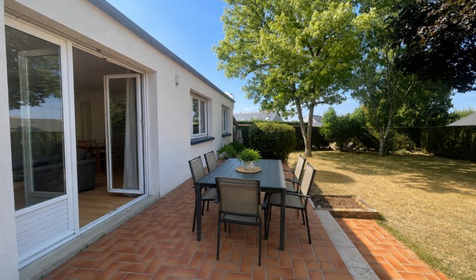 Saint Armel, Agréable maison de 105 m²de Plain Pied dans un Quartier Calme avec son Jardin Clos & Arboré