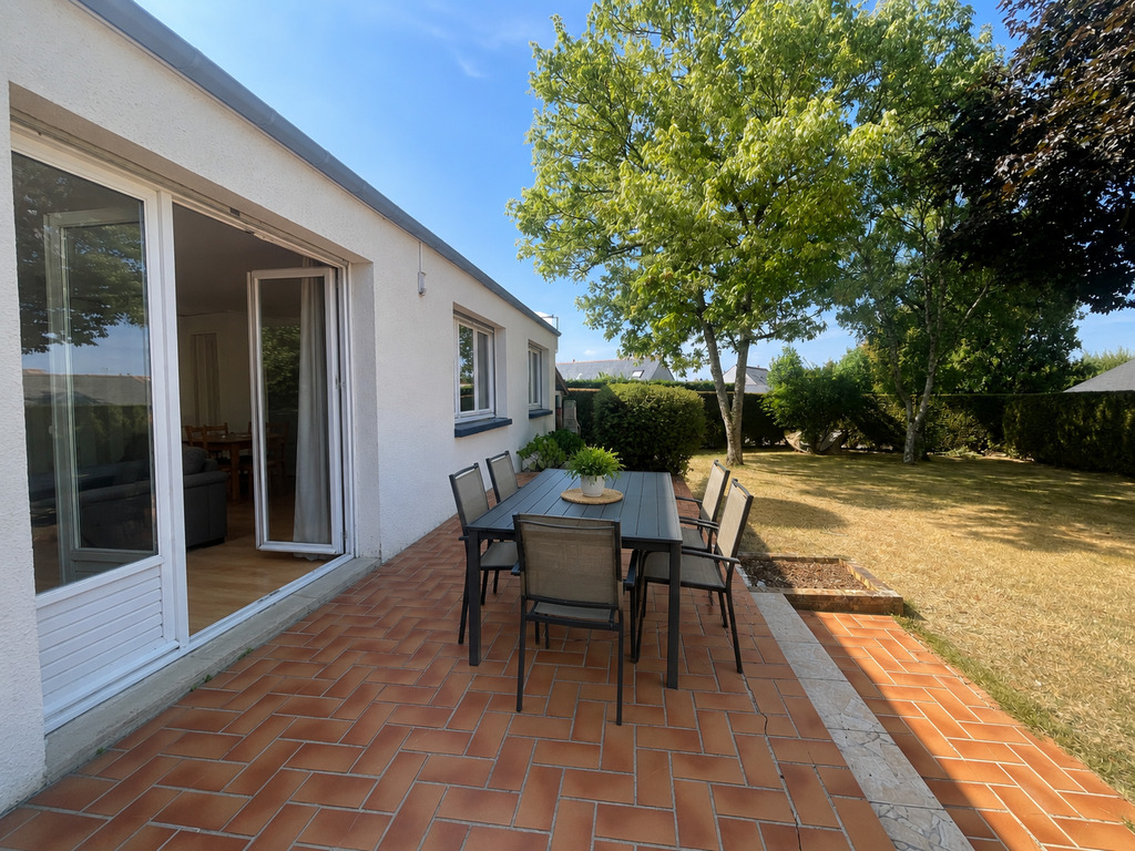 Saint Armel, Agréable maison de 105 m²de Plain Pied dans un Quartier Calme avec son Jardin Clos & Arboré