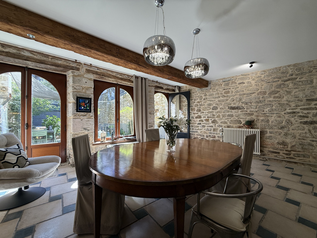 Quimper Centre historique. Une Adresse Confidentielle, un Lieu chargé d’histoire, Une Rénovation d’exception