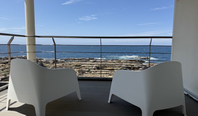 Penmarc’h – Contemporaine de 110 m² Surplombant la Mer Proche des Commerces & Plages