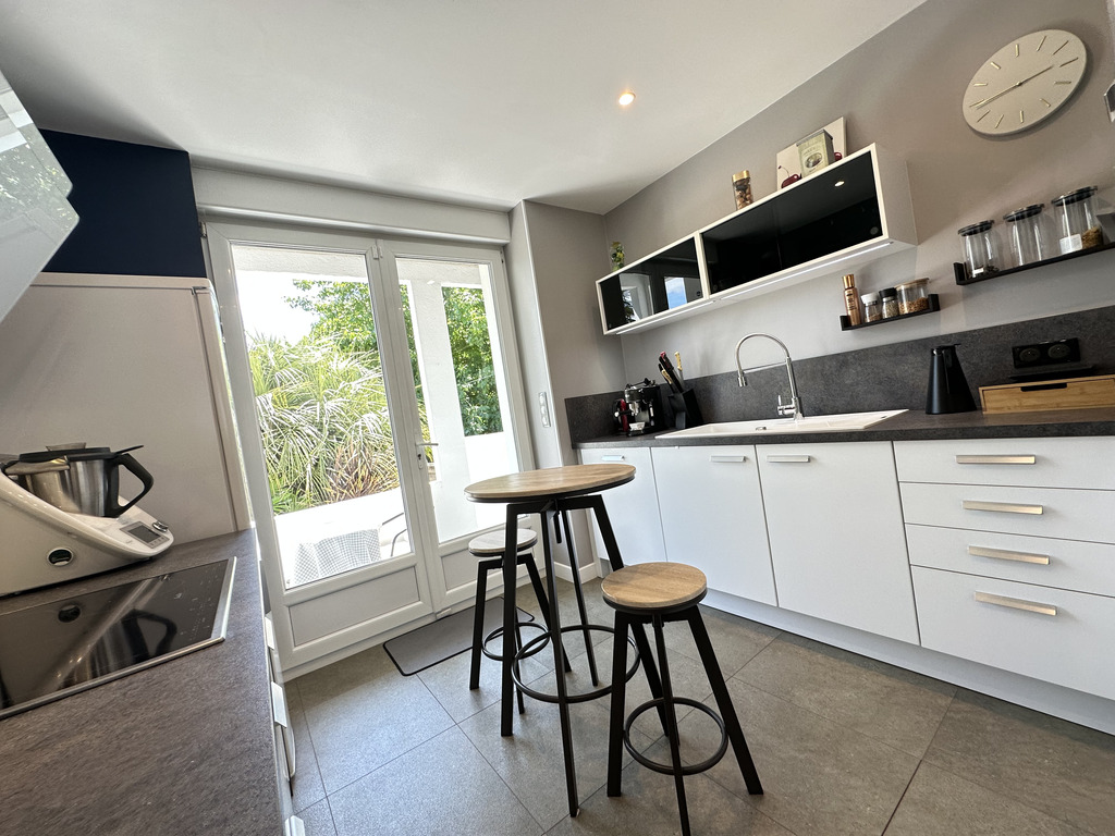 Exclusivité Agence – Rosporden, Élégante & Familiale Maison de caractère de 140 m²