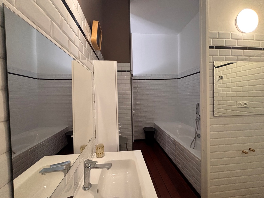 Quimper Kerfeunteun “Séminaire” Appartement T4 de 157 m² Au Cœur des Commerces Aux Prestations de Qualités.