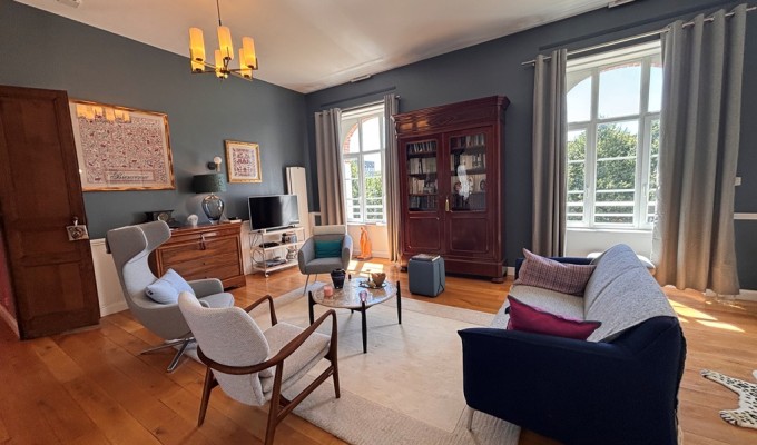 Quimper Kerfeunteun “Séminaire” Appartement T4 de 157 m² Au Cœur des Commerces Aux Prestations de Qualités.