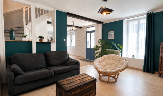 Douarnenez, Pouldavid – Chaleureuse Maison Familiale & Ses Volumes Généreux (190 m²)
