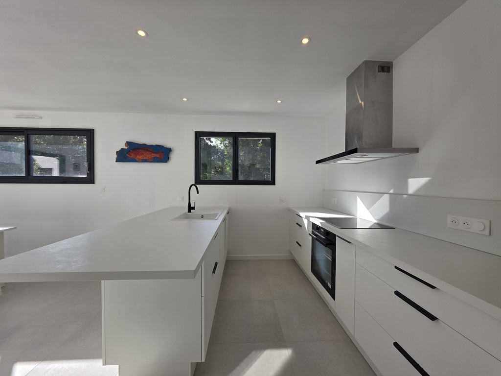 Exclusivité Agence, PONT L’ABBE, Commerces & Ecole à pied, Maison Contemporaine de Plain-pied  2026