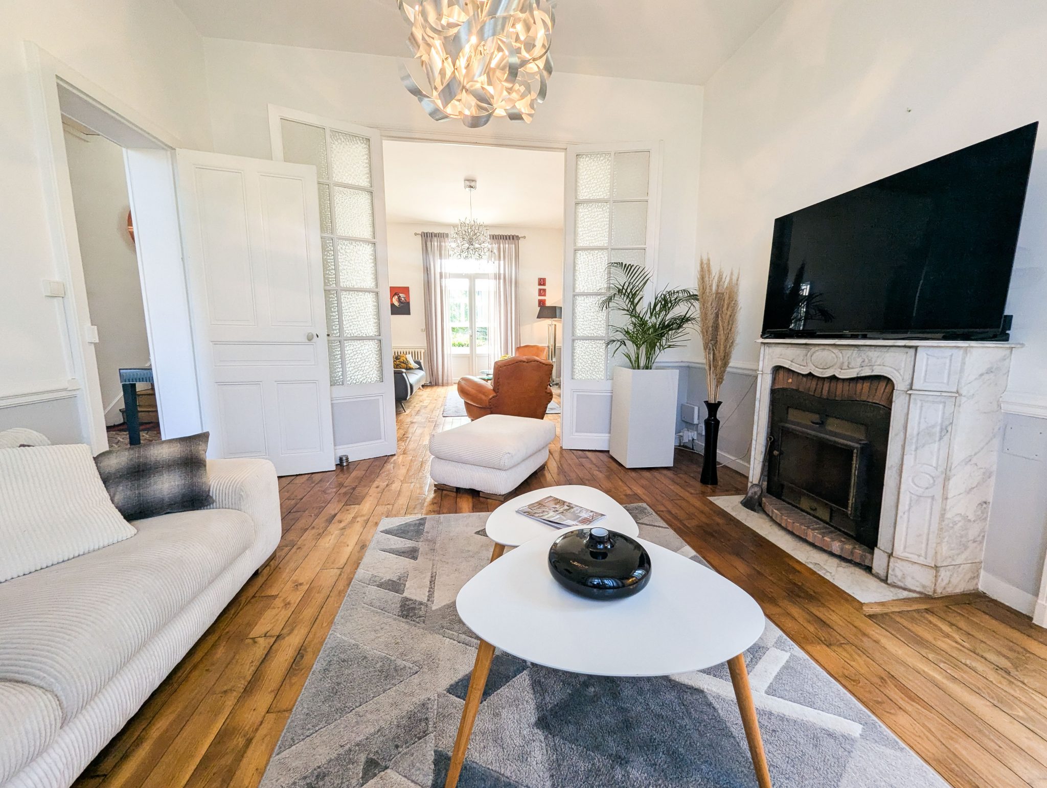 Ploërmel Centre – L’Authentique & Généreuse Maison De Maître 258 m² – Jardin Intime 1900 m²