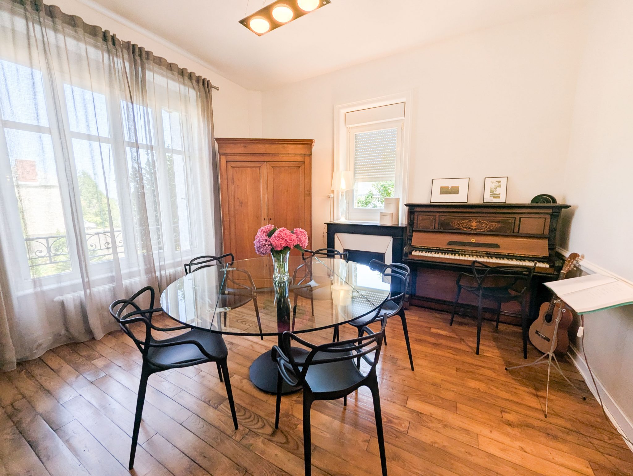 Ploërmel Centre – L’Authentique & Généreuse Maison De Maître 258 m² – Jardin Intime 1900 m²