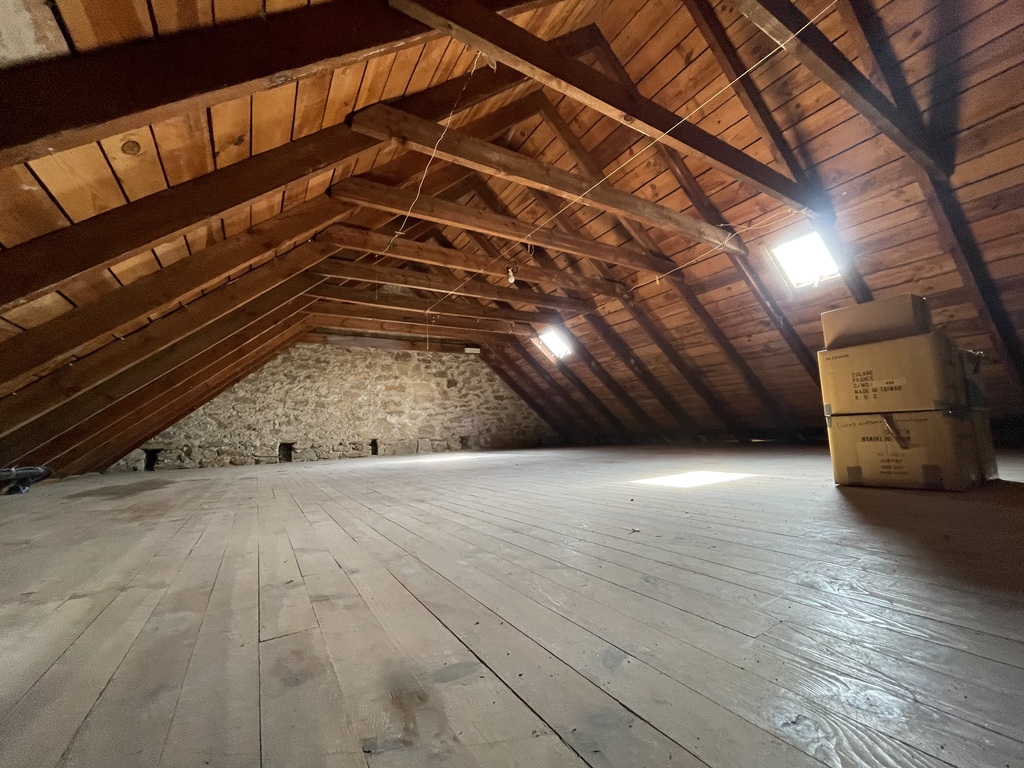 Douarnenez – Tréboul, Charmante Maison Lumineuse avec Jardin, Proche des Commodités