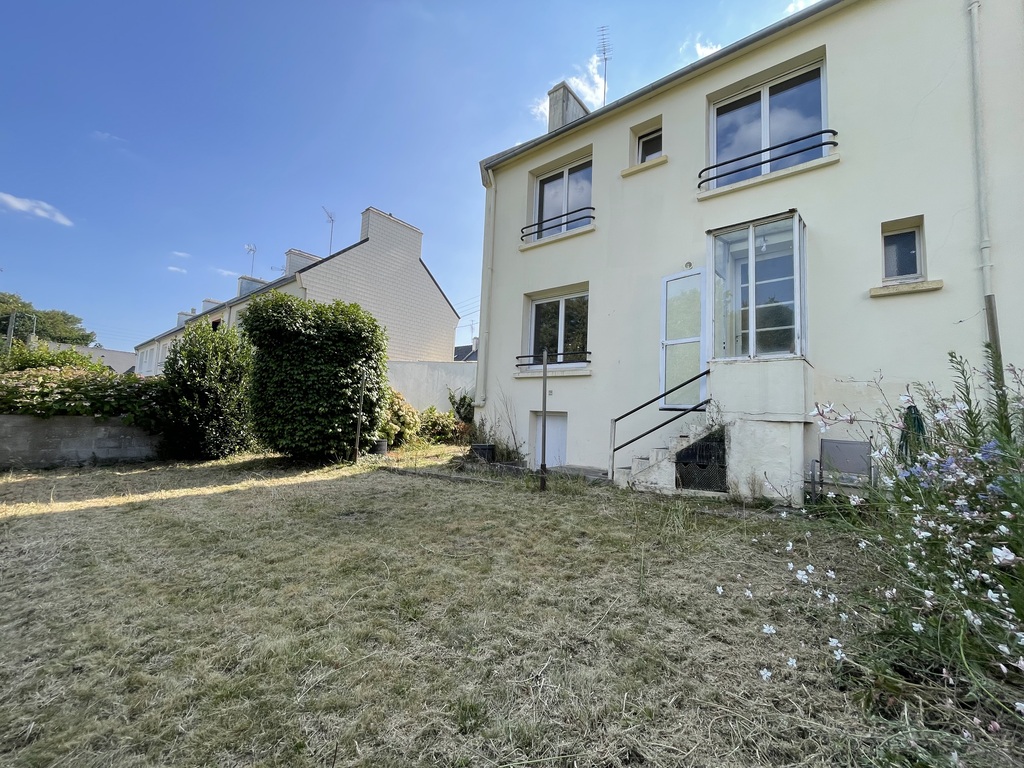 Douarnenez – Tréboul, Charmante Maison Lumineuse avec Jardin, Proche des Commodités