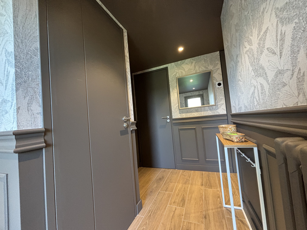 A Louer. Disponible au 1er Septembre 2026. LOCATION MEUBLEE.  Quimper, Maison Rénovée & Réhabilitée en Colocation – 4 Chambres