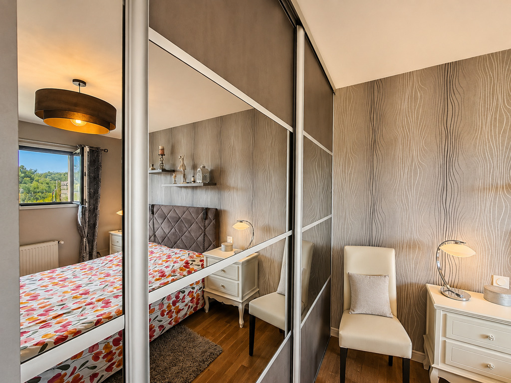 Riantec – Cubique & Chaleureuse Maison Contemporaine de 123m² & Son Jardin Paysagé