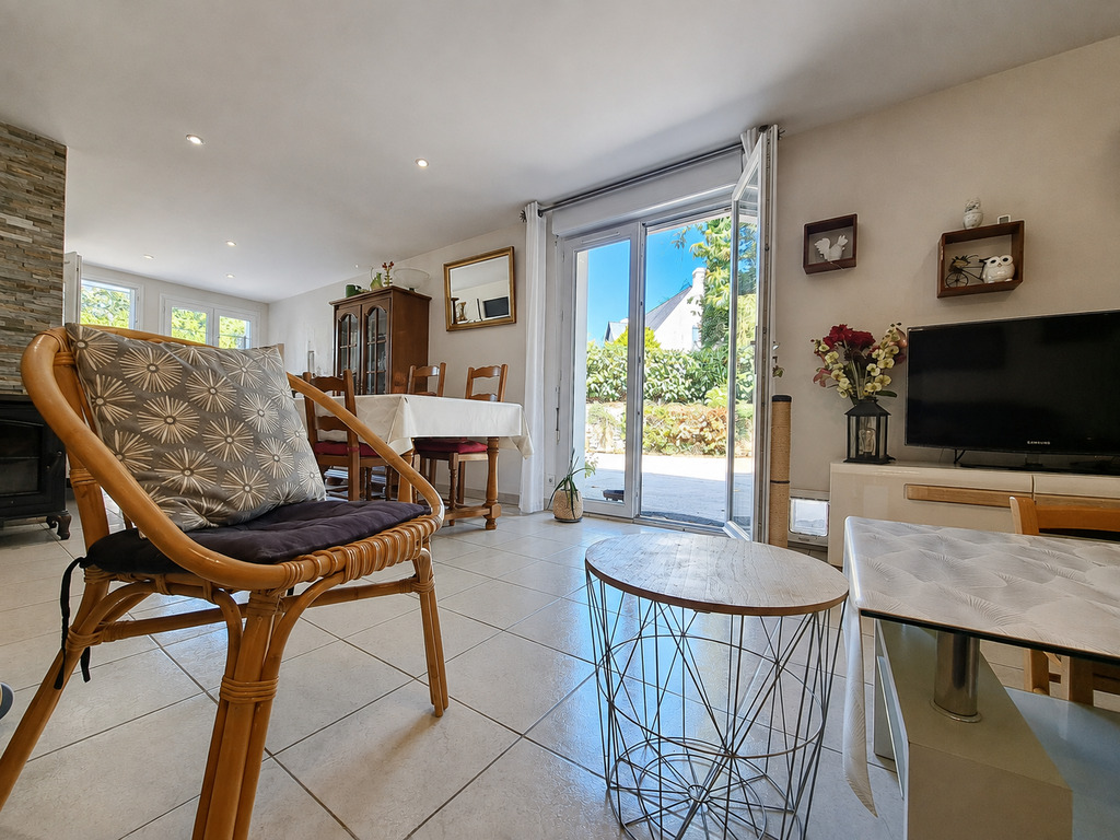 Riantec – Charmante Maison de 106 m² Au Calme dans son Ecrin de Nature