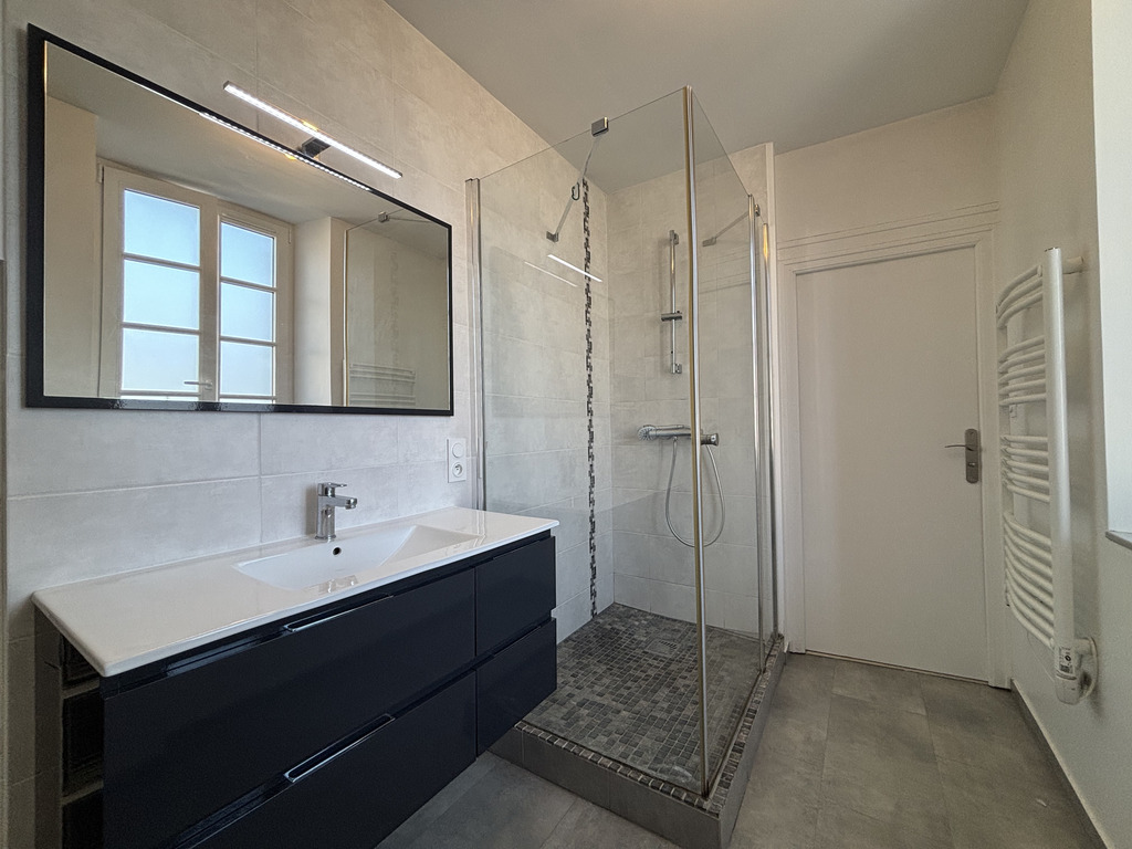 A Louer. Libre Immédiatement, Quimper, Centre-Ville, Appartement T3 de 72 m²
