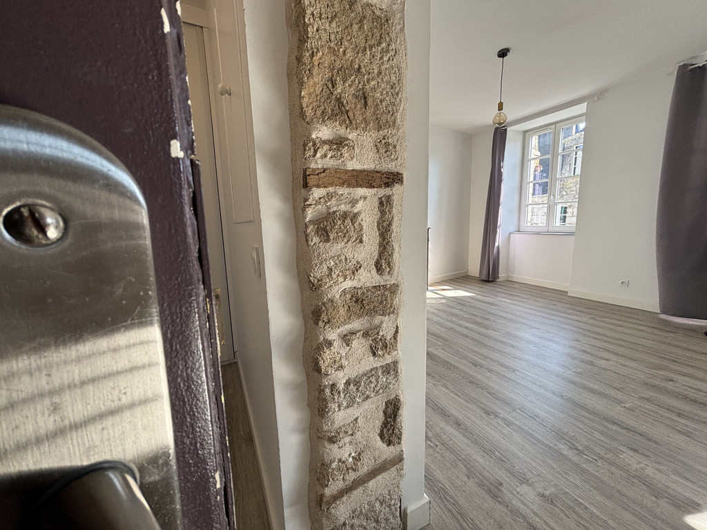 A Louer. Libre Immédiatement, Quimper, Centre-Ville, Appartement T3 de 72 m²