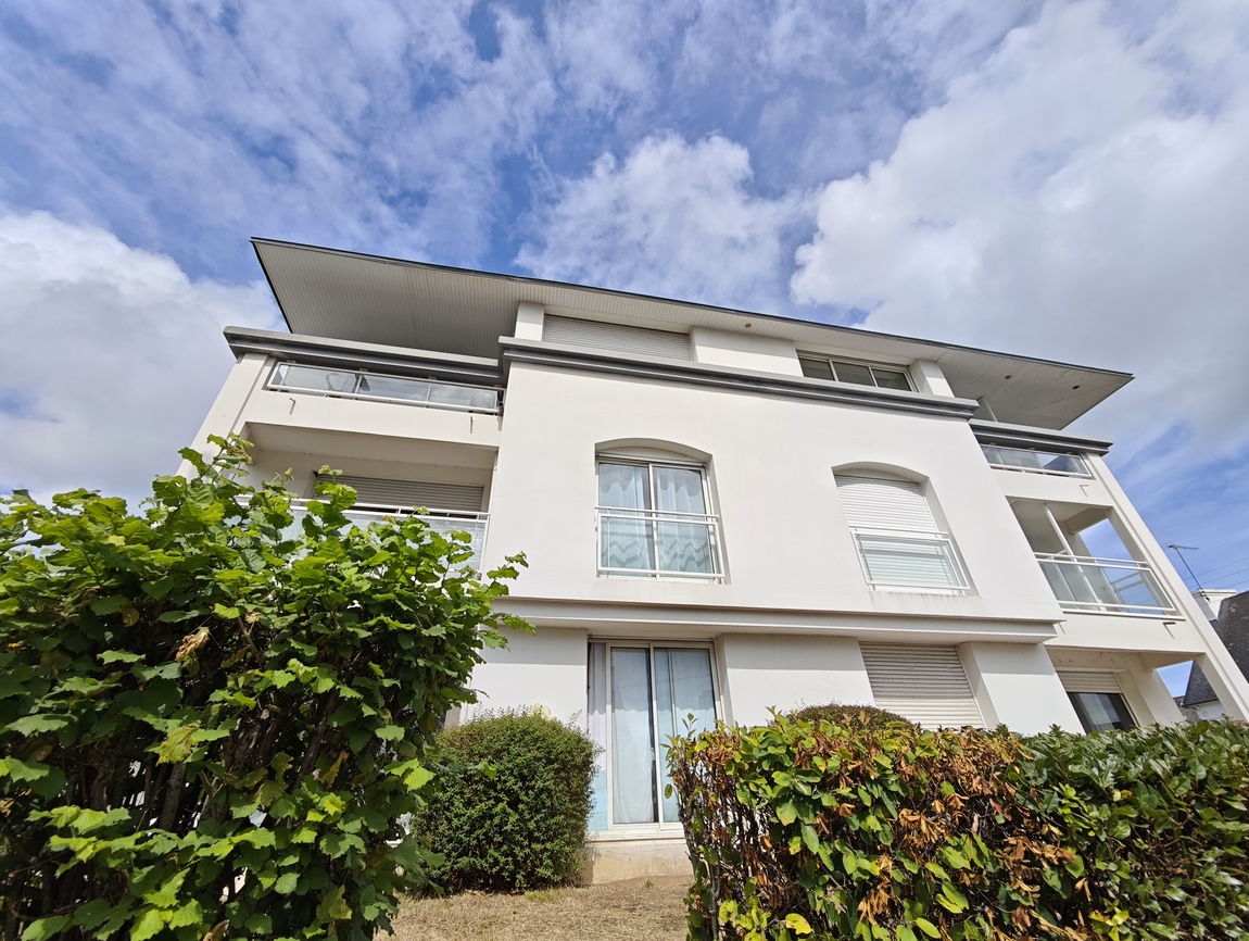 Quimper. Idéal Investisseur. Appartement Studio (20 m2) avec Parking.