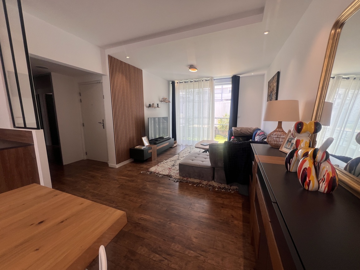LORIENT HYPERCENTRE – Rare – Appartement 90m² avec jardin clos, terrasse & jacuzzi – 3 chambres